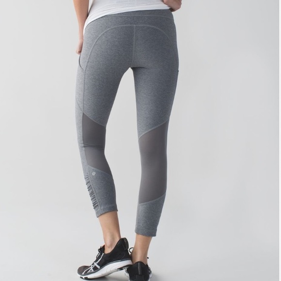 Lululemon Athletica speed crop ruched mesh insert leggings - Picture 2 of 6
